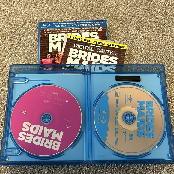 Starring Female Comedians Bundle - 3 Autobiographies, 1 DVD, 1 Blu-Ray - Picture 4 of 8